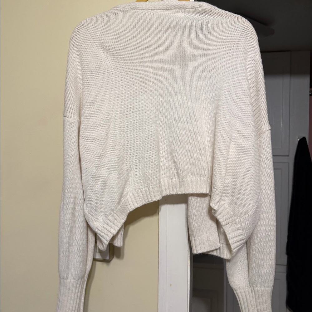 Moon & Madison Cream Women's Sweater